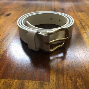 Like new J Crew white belt with gold hardware